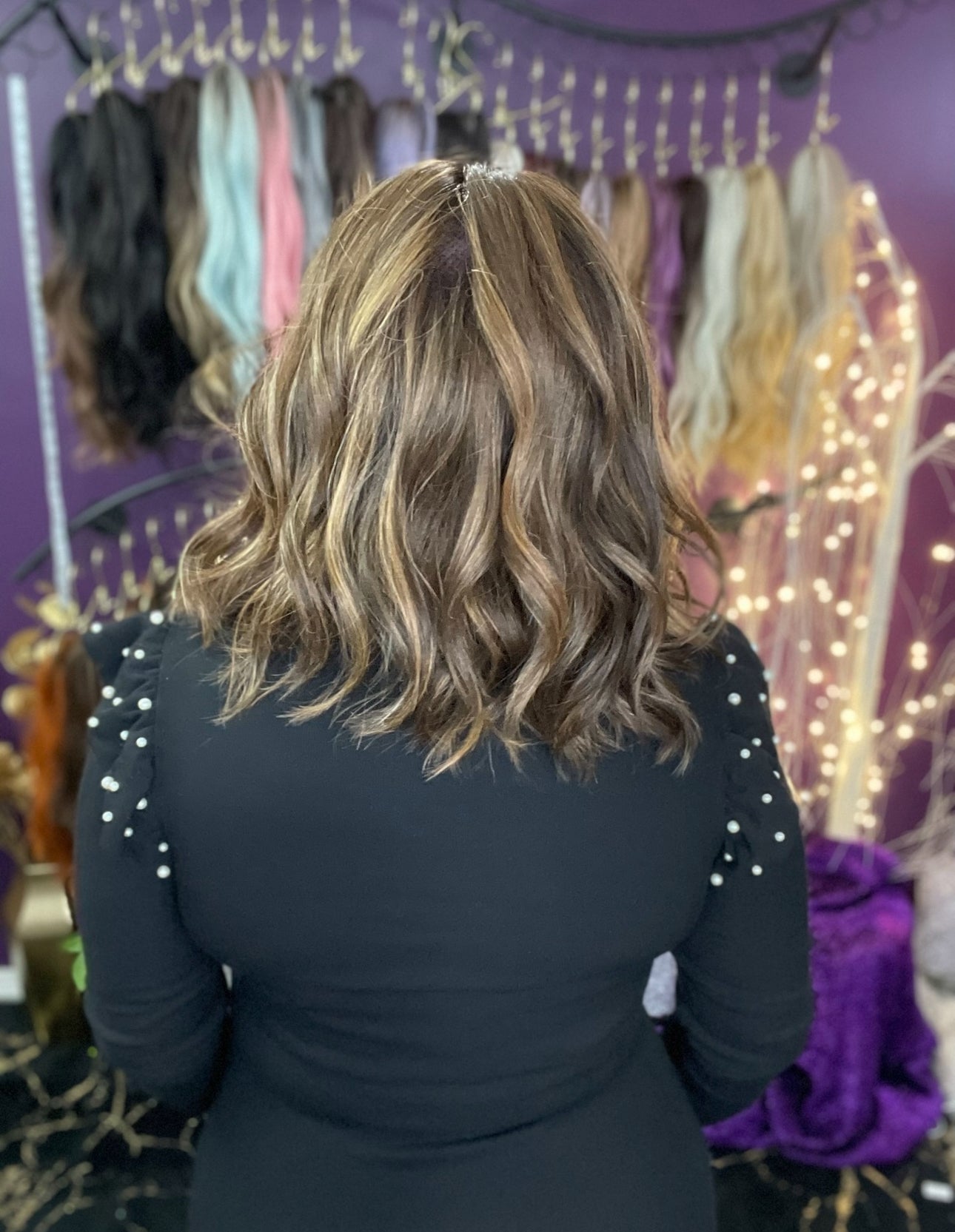 Billie Roasted Walnut HS HT Platinum Luxury Wig NV1