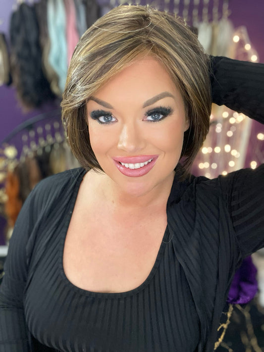 NEVEAH TOASTED CARAMEL HS Luxury Wig *Sample A NOT RETURNABLE*