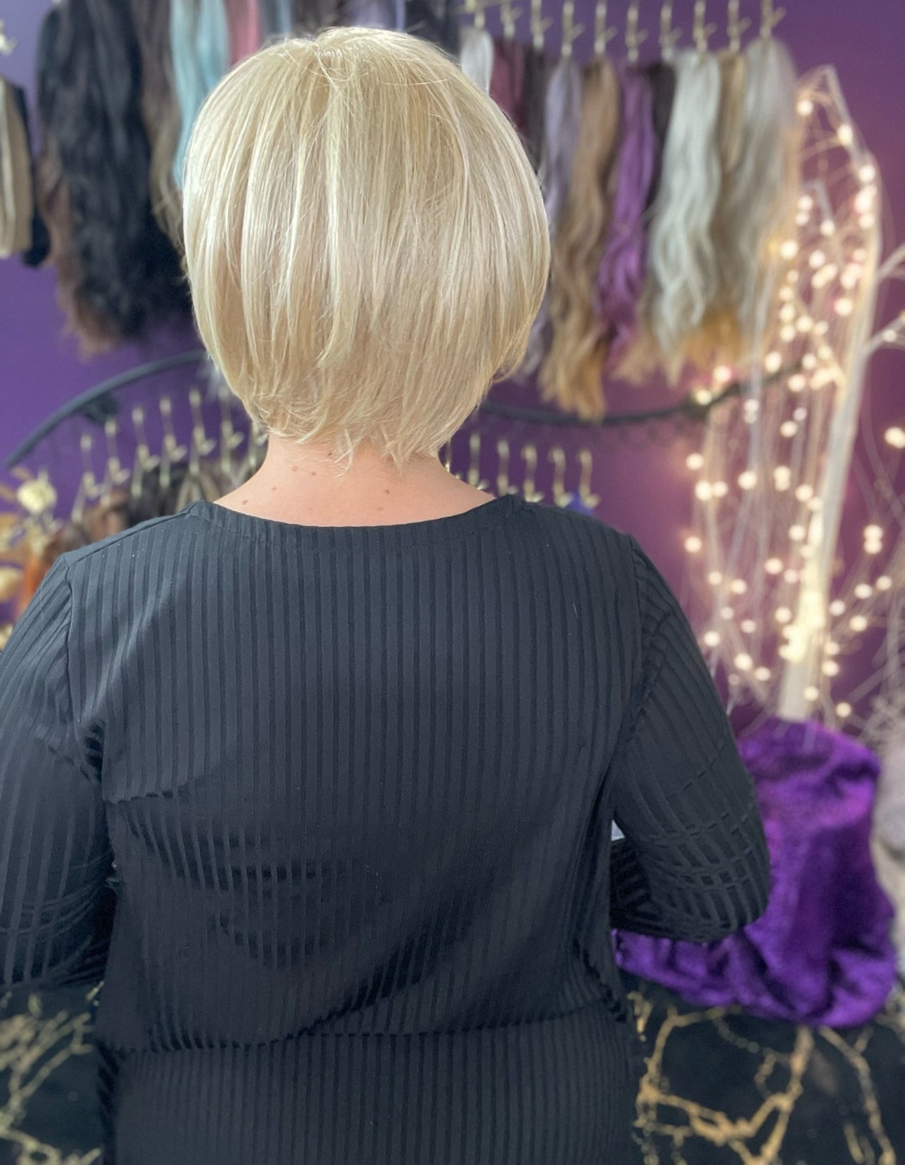 NEVEAH GOLDEN SUNLIGHT HS Premium Luxury Wig *Sample A NOT RETURNABLE* NV1