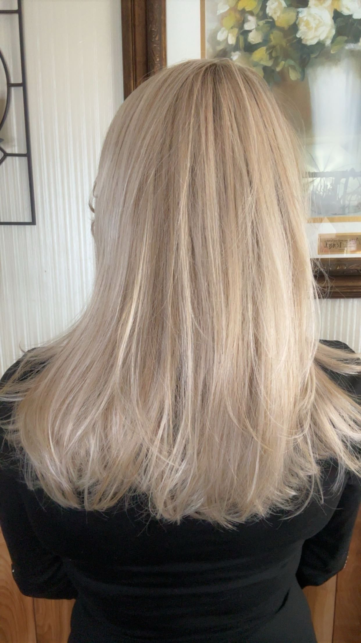 🌟 Vibe
Effortlessly elevated. Amanda is all about soft confidence and graceful structure—perfect for both everyday sophistication and dressier moments.