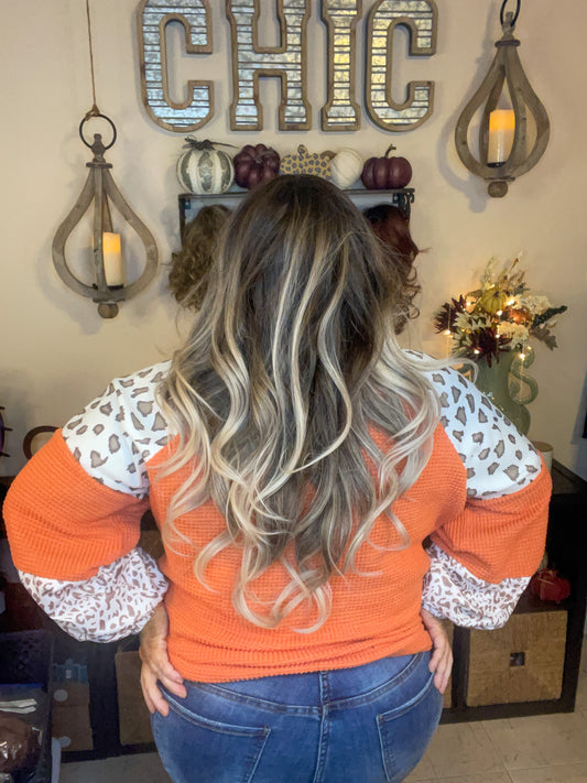 SCARLETT W5607 SIMPLY CHIC HS WIG *Sample A NOT RETURNABLE*