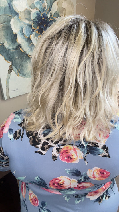 MERRICK SOLEIL BUBBLY BLONDE NHS SIG SIPSLuxury Wig *SAMPLE A* NOT RETURNABLE