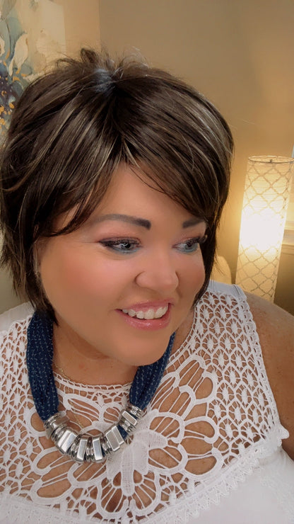 SHANNON COLA SWIRL NHS Premium Luxury Wig *Sample A NOT RETURNABLE* NV1