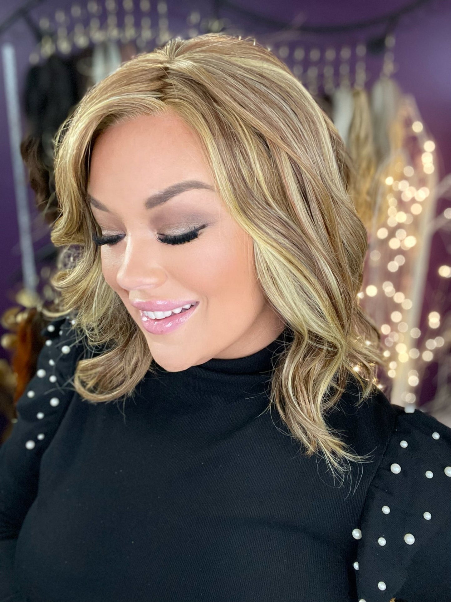 BILLIE BUTTERSCOTCH BLONDE HS HT PLATINUM LUXURY WIG *SAMPLE A NOT RETURNABLE*