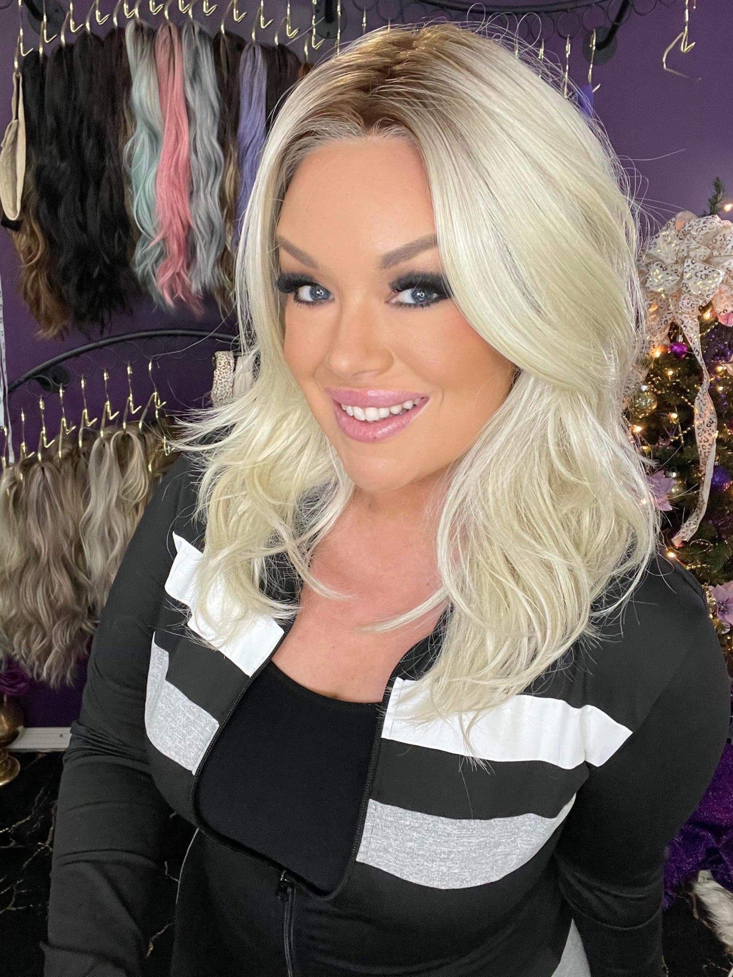 Brianna Hollywood Blonde HS Standard Luxury Wig LW3-LA1