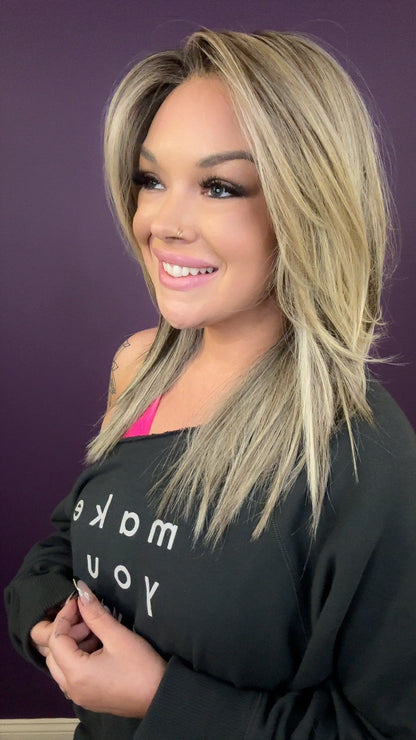 BLAKE BEIGE BRULEE  BLONDE HS HT DIAMOND LUX WIG *SAMPLE A* NOT RETURNABLE NV1