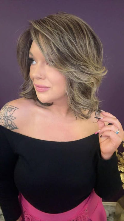 ELIZA MOCHA VANILLA DRIZZLE HS HT DIAMOND LUX WIG *SAMPLE A* NV1