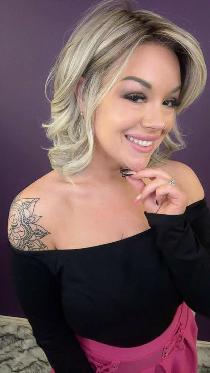 ELIZA ICED AMERICANO BLONDE HS HT DIAMOND LUX WIG *SAMPLE A* NV1