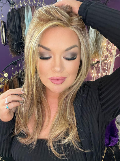 Hannah Butterscotch HS HT Platinum Luxury Wig LW3-AC1