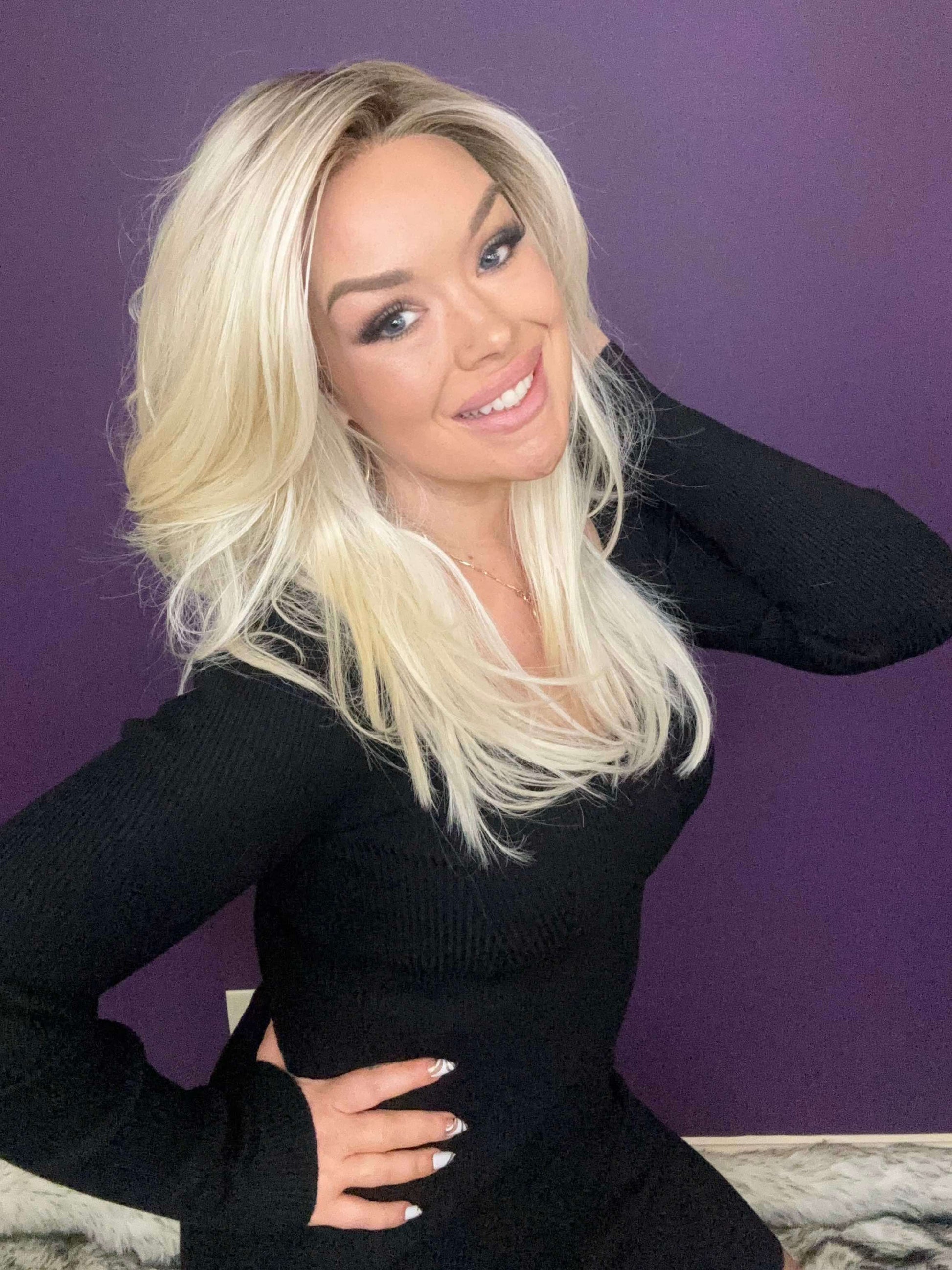 Ashlyn – Luxury Wig by Chic Lifestyle Shown in Platinum Princess.