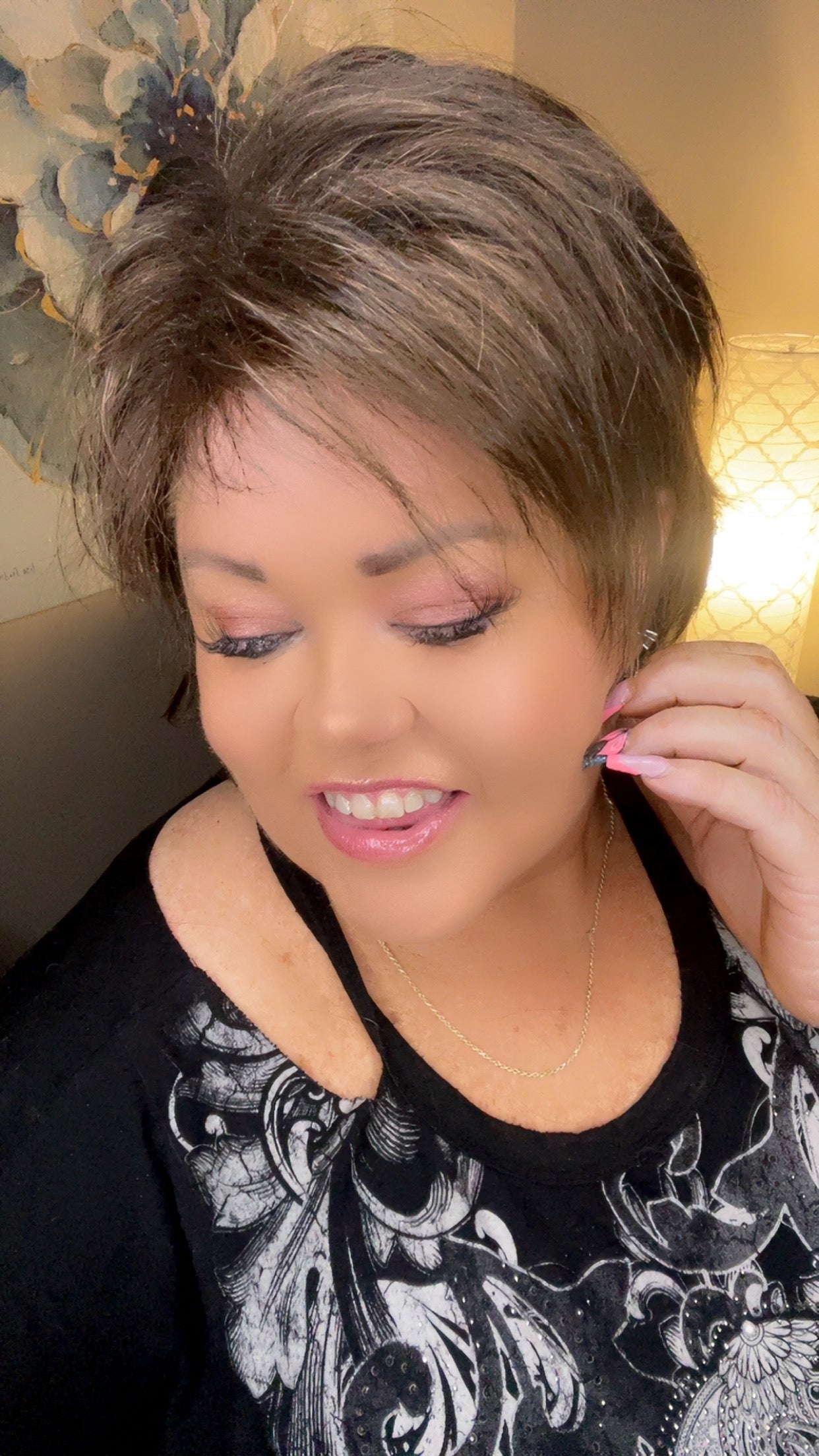 CHERYL WALNUT BROWN NHS Premium Luxury Wig *Sample A NOT RETURNABLE* NV1