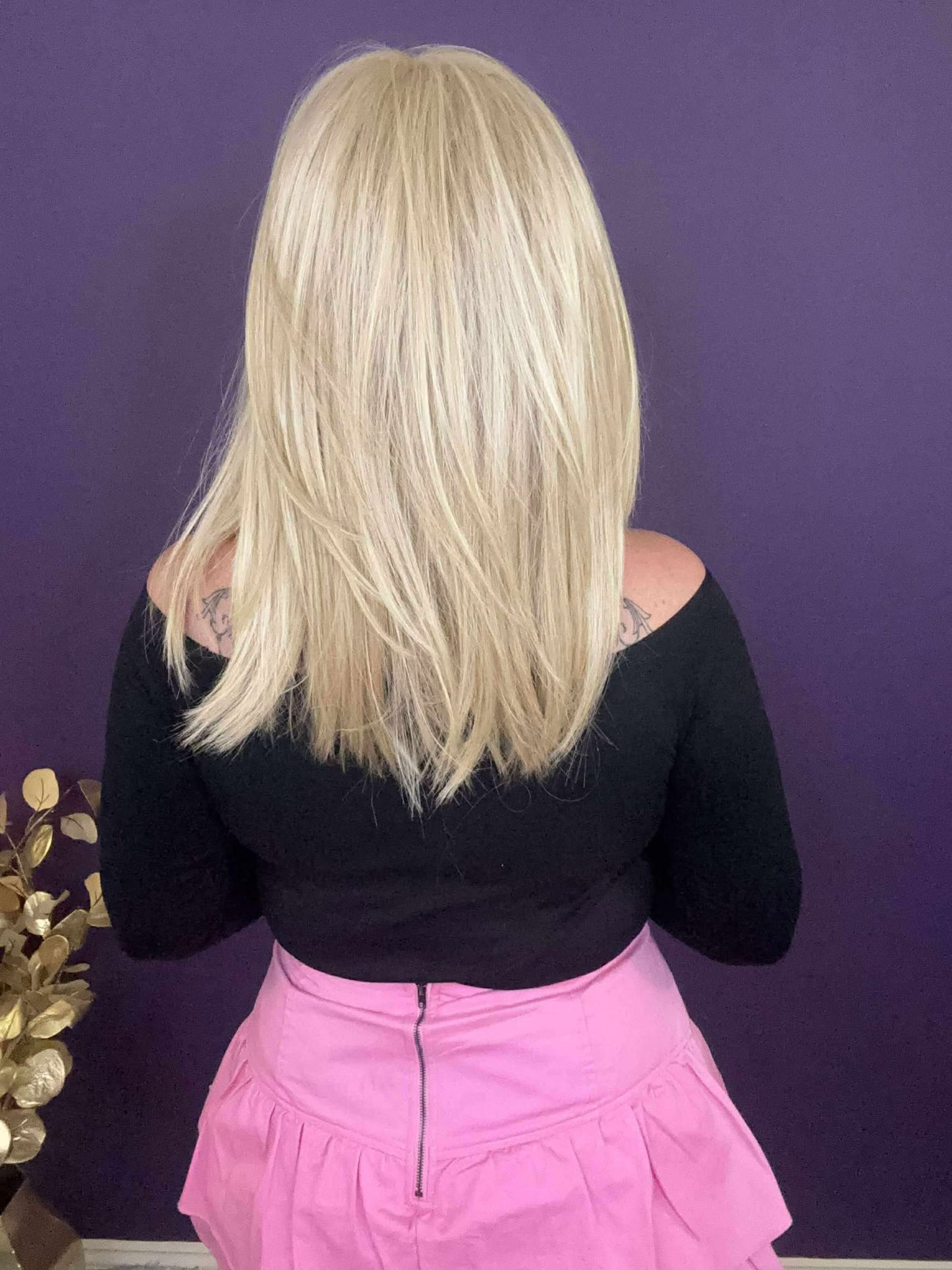 Ciri – Luxury Wig by Chic Lifestyle Shown in Endless Sunlight.