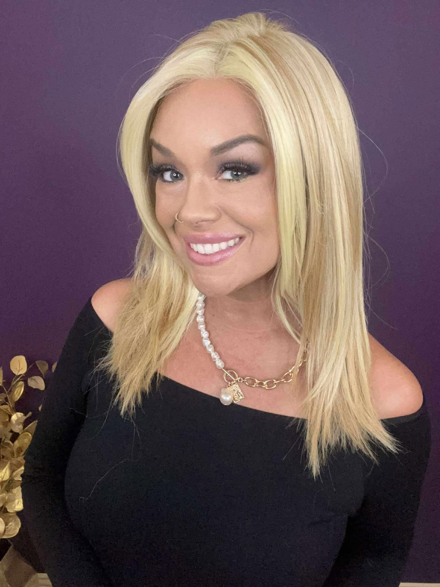 Ciri – Luxury Wig by Chic Lifestyle Shown in Endless Sunlight.