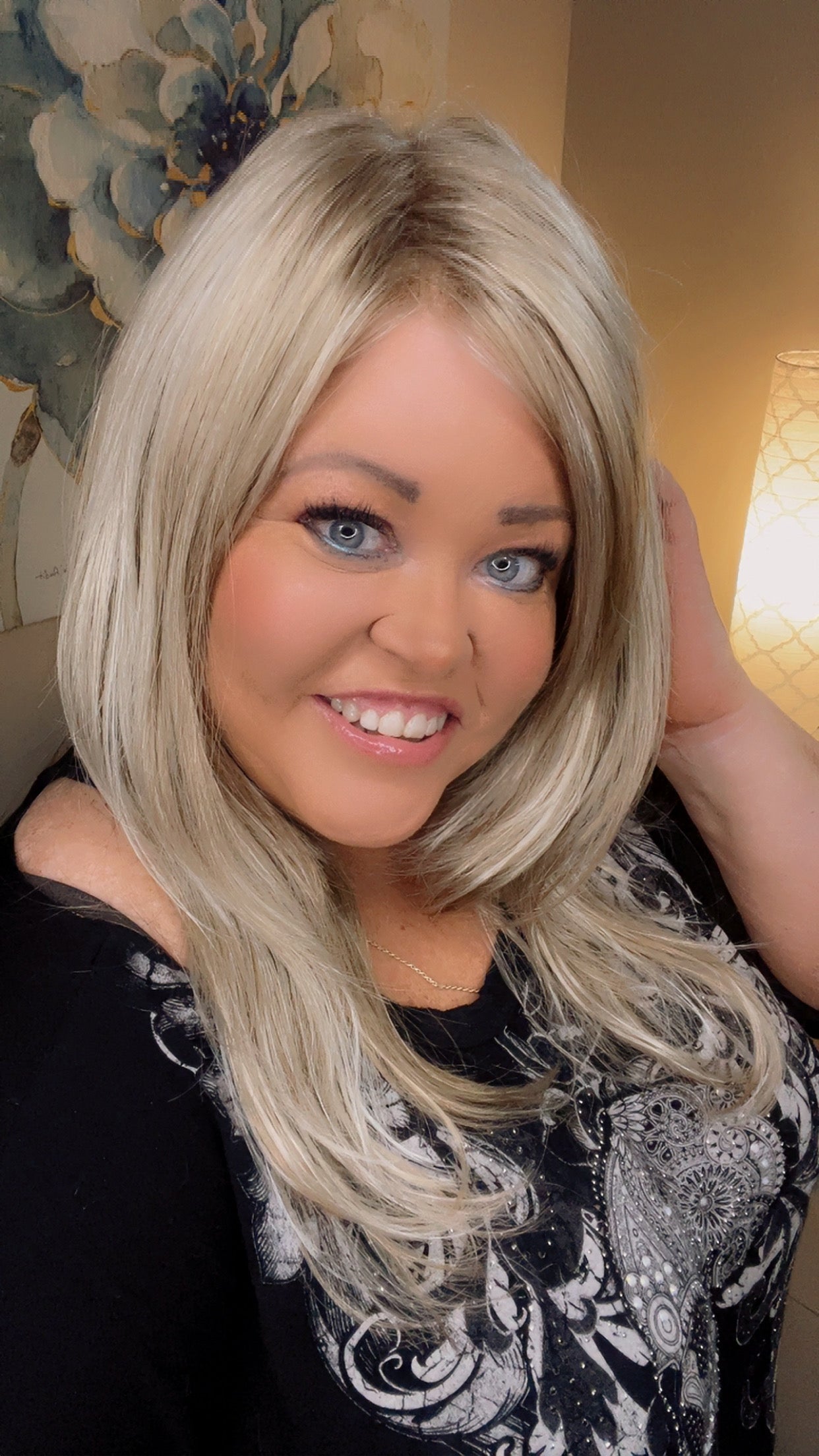 Blaze Frostie Blonde NHS Luxury Wig NWT LW3-AC1