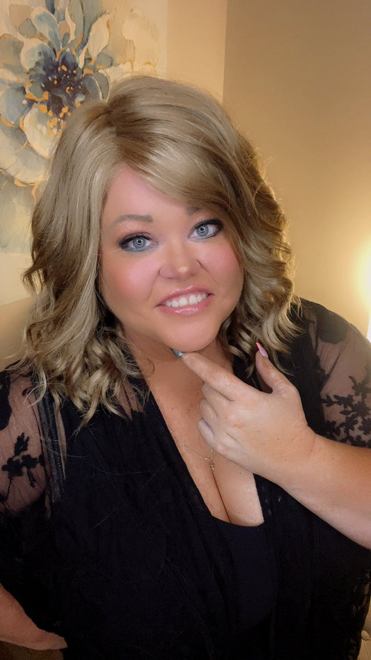 TYRA AMARETTO BLONDE NHS SIGNATURE SIPS LUXURY WIG *SAMPLE A NOT RETURNABLE*