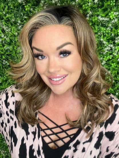 Gabriella Mocha Swirl HS Standard Luxury Wig LW3-KC1