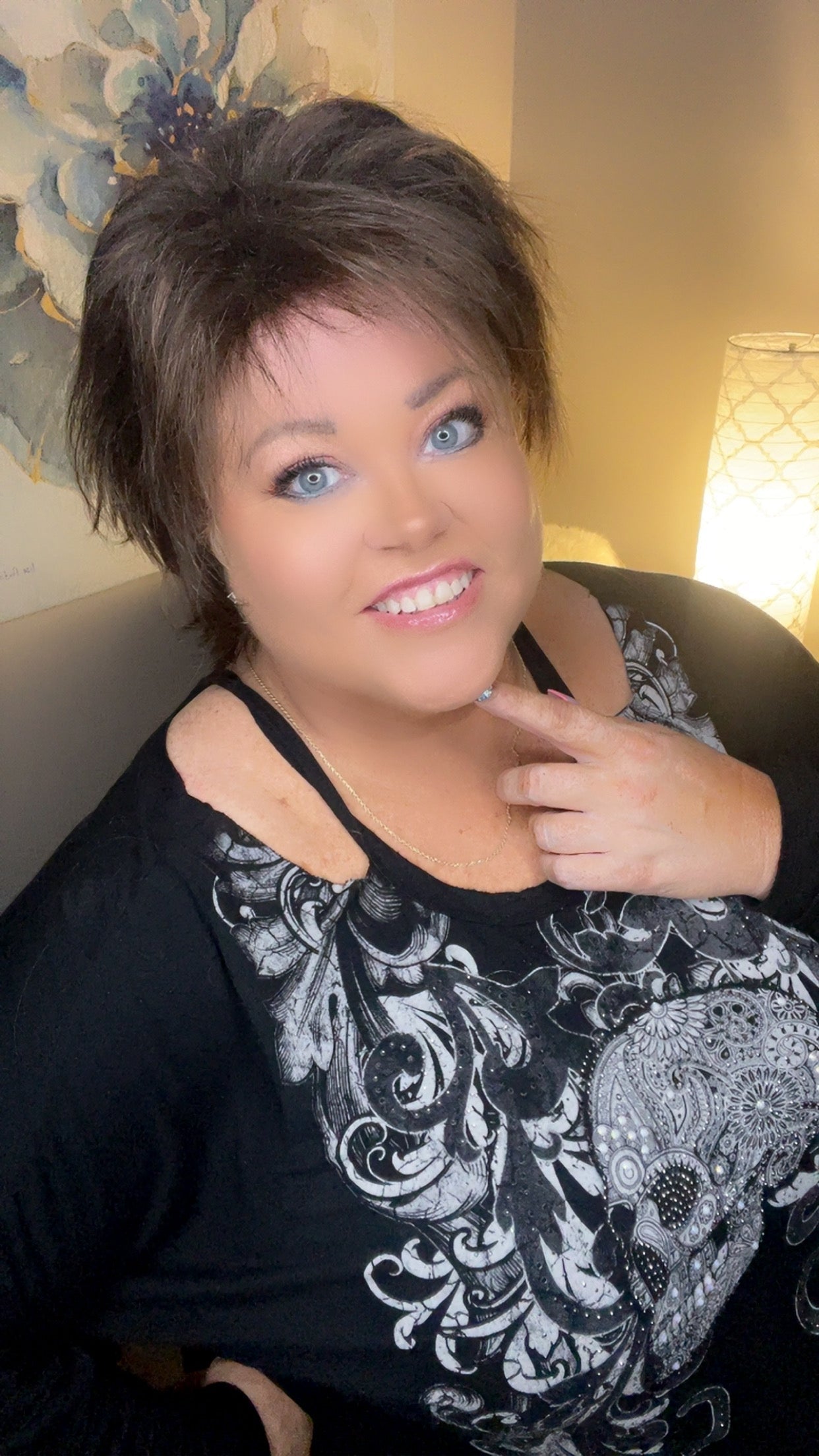 CHERYL WALNUT BROWN NHS Premium Luxury Wig *Sample A NOT RETURNABLE* NV1