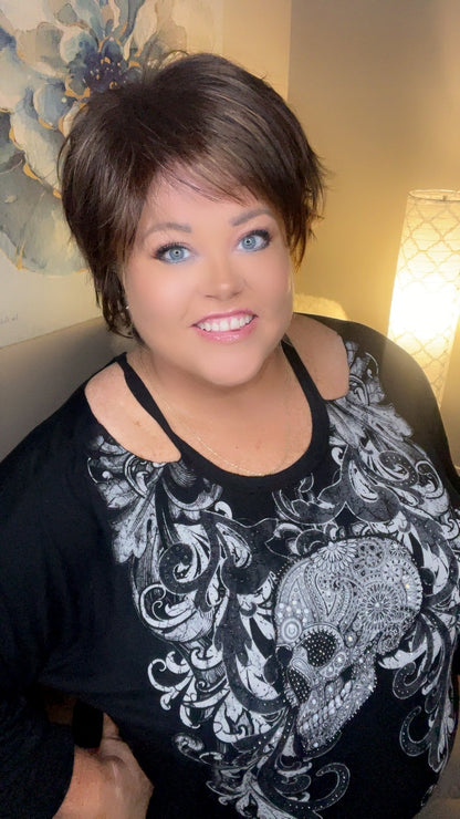 CHERYL ENGLISH TEA NHS Premium Luxury Wig *Sample A NOT RETURNABLE* NV1