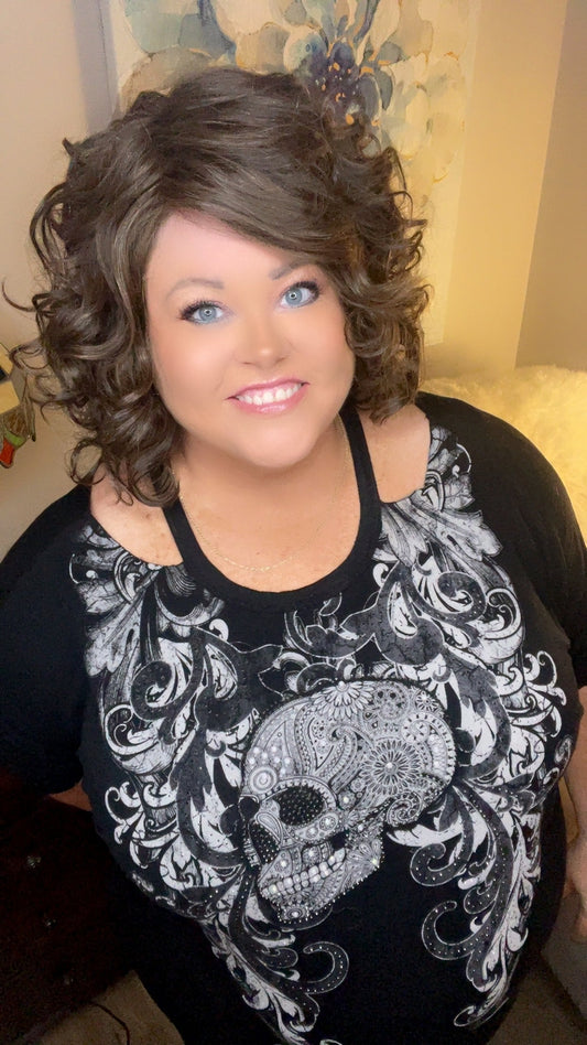 EVIE – Luxury Wig by Chic Lifestyle Shown in Milk Chocolate.