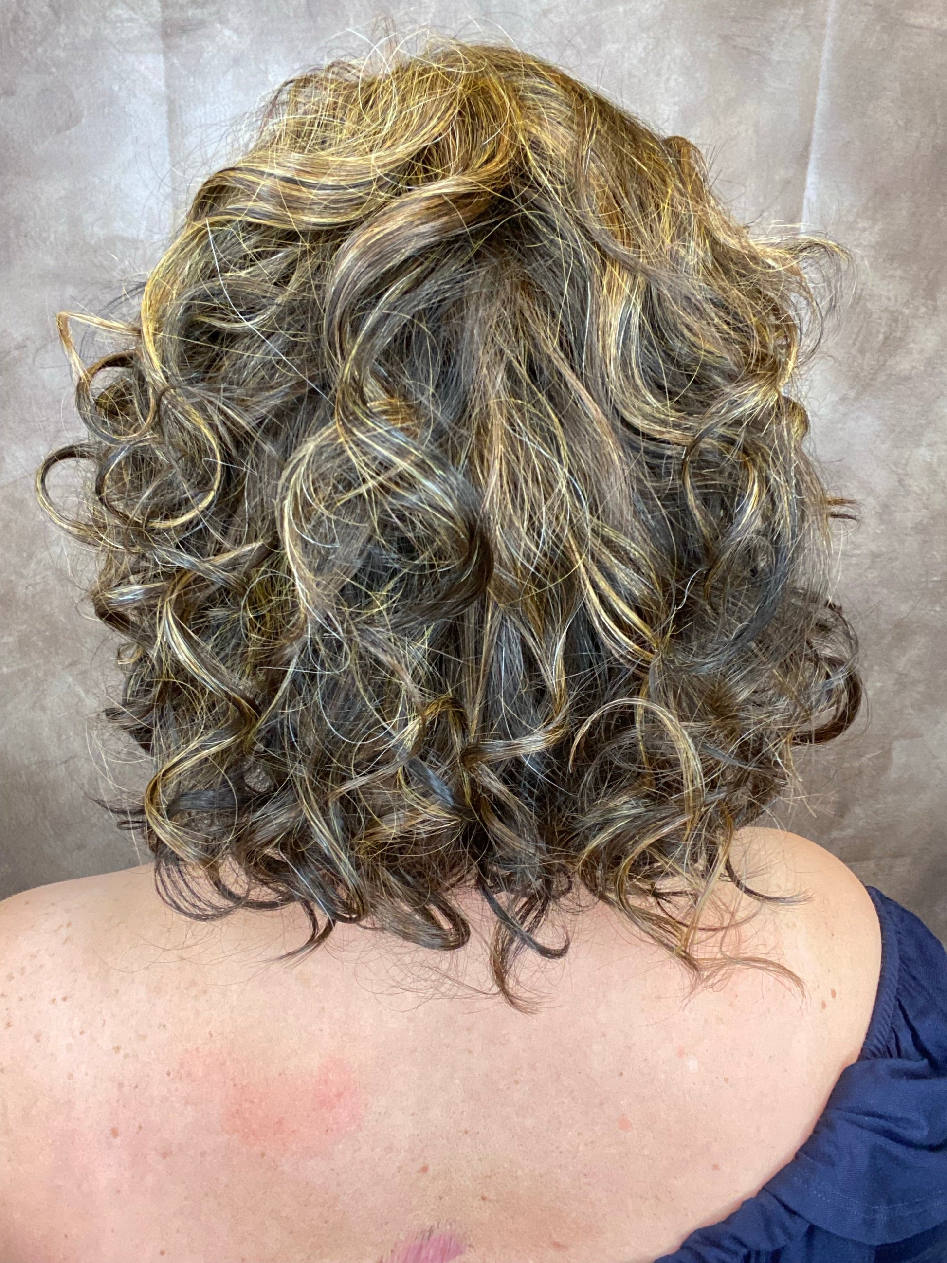 EVIE – Luxury Wig by Chic Lifestyle Shown in Toasted Caramel.