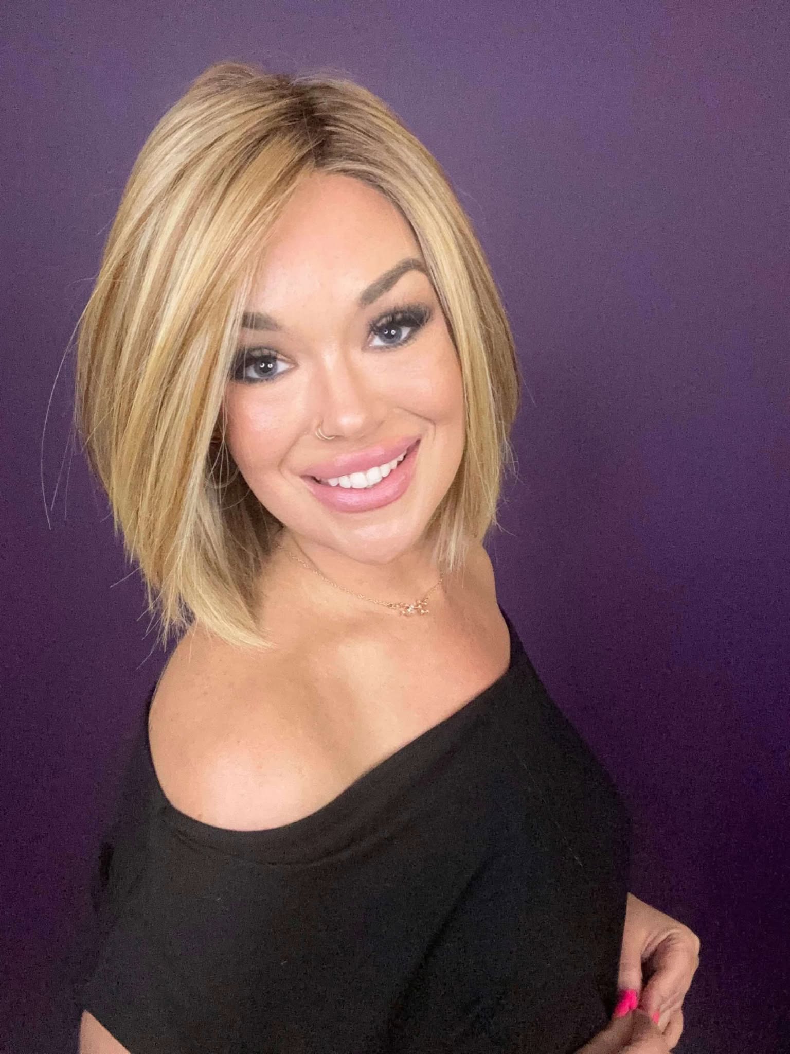 Gabby – Luxury Wig by Chic Lifestyle Shown in Summer Blonde.