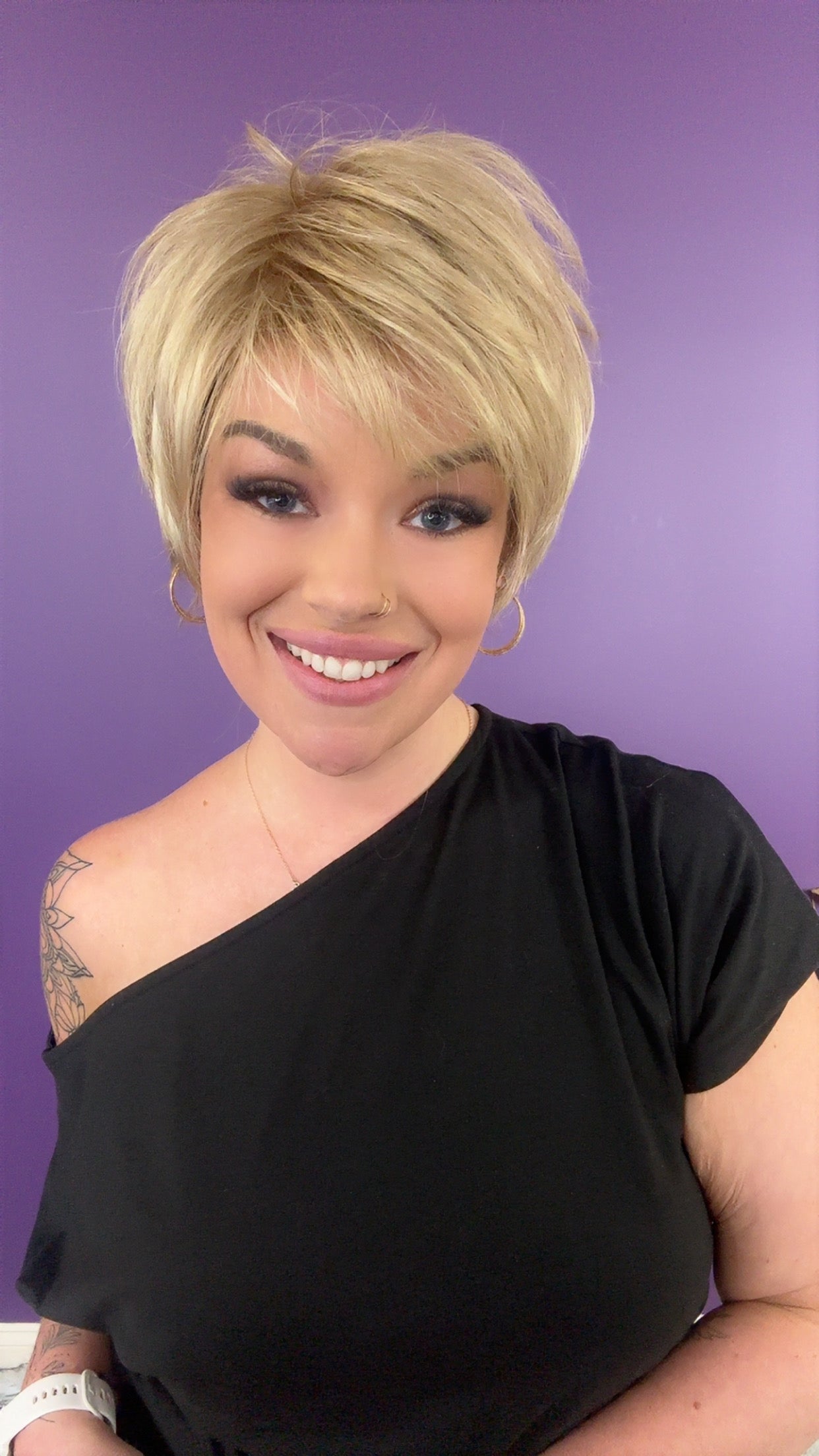 KATIE – Luxury Wig by Chic Lifestyle Shown in Satin Gold.