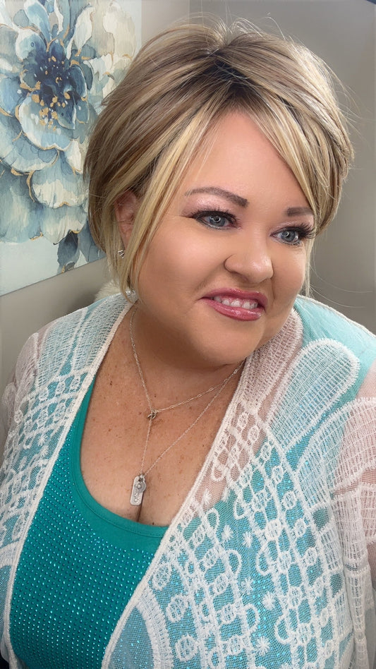 Neveah – Luxury Wig by Chic Lifestyle Shown in Endless Summer.