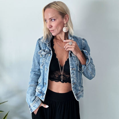 Love Fleur-de-Lis Essential Necklace