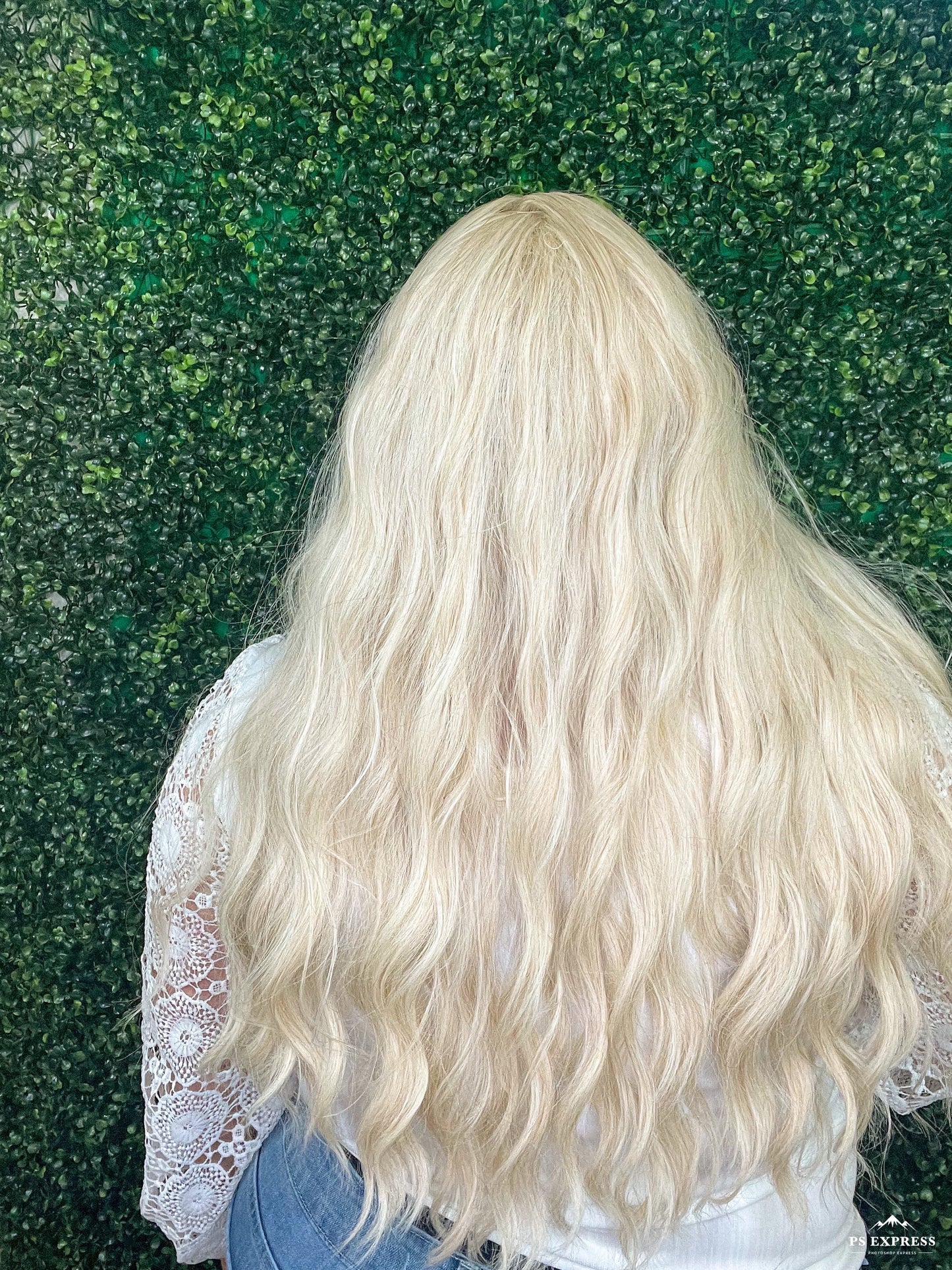 Simply Chic Dakota HS Luxury Wig LW3 AC-1