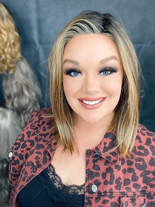 Cindy Mocha Swirl HS Standard Luxury Wig LW3-AC1