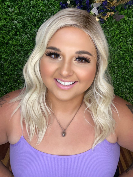 AUSTIN HOLLYWOOD HS STANDARD LUXURY WIG NV1-LA1