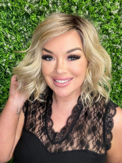 Jewel Toasted Blondie HS Standard Luxury Wig LW3-AC1