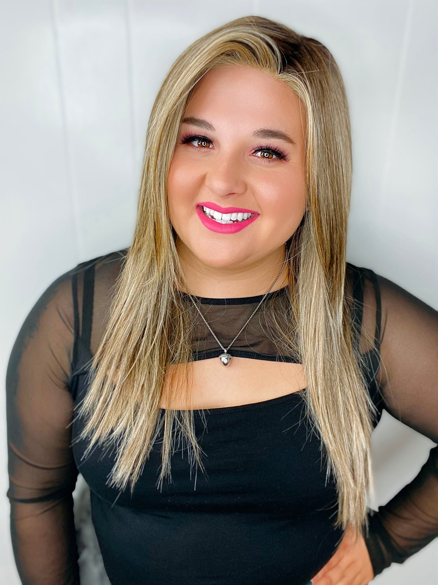 Maggie Seduction Blonde (Moderate wear) HS Standard Luxury Wig LW3-AC1