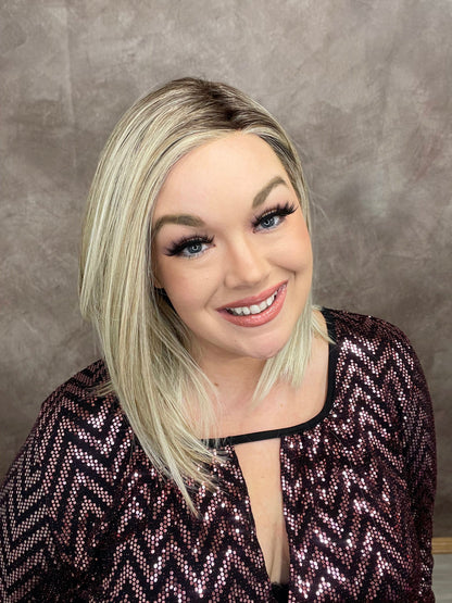 Heiress SMOKING HOT Blonde HS Standard Luxury Wig LW3-AC1