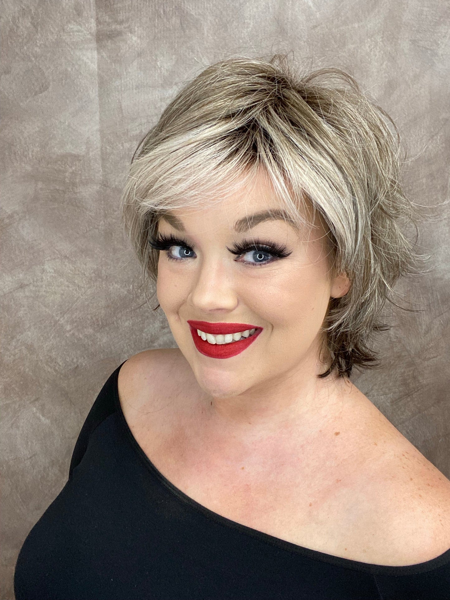 NIA SILVER FOX HS Luxury Wig *Sample A NOT RETURNABLE*