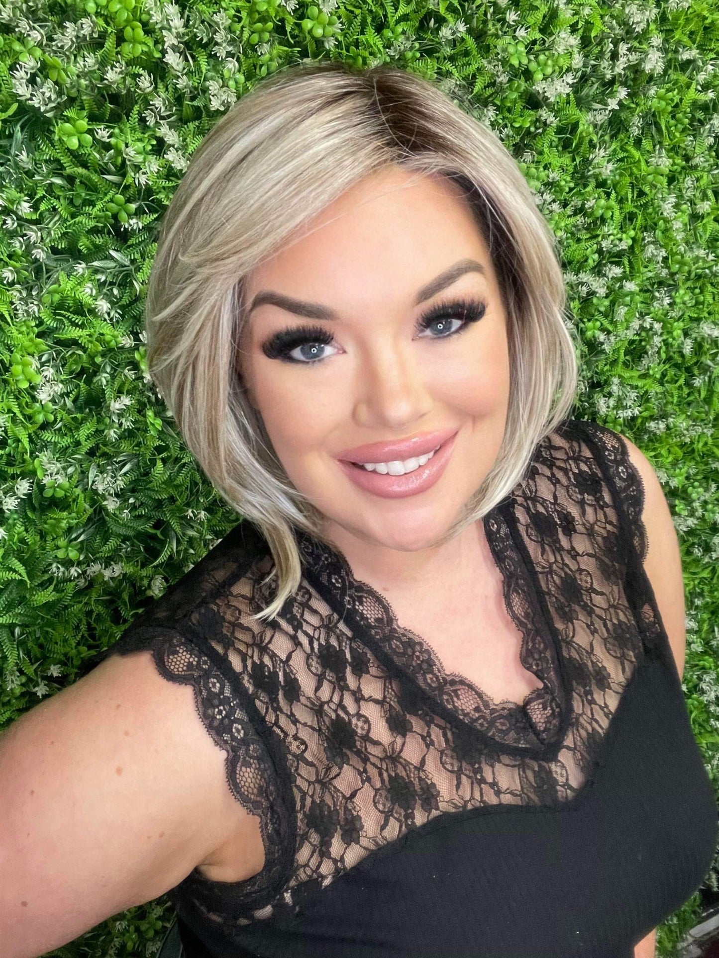 Veronica NR Smoking Hot Blonde HS Standard Luxury Wig LW3-AC1