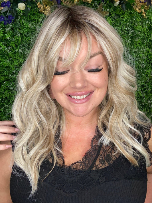 TRACY GLAZED BLONDE HS new w/o tags STD LUXURY WIG LW3 AC1