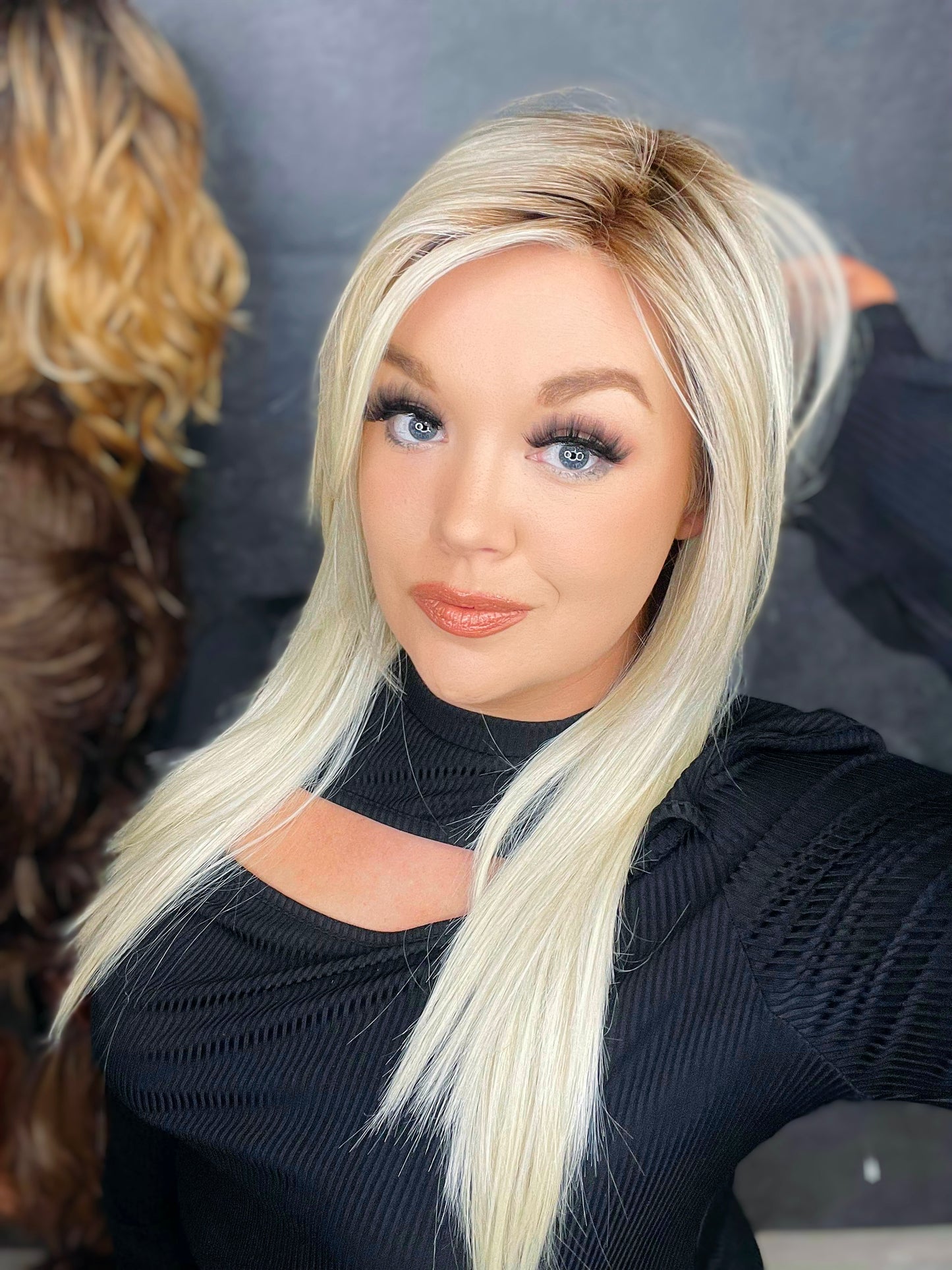 Maggie Hollywood Blonde NWT HS Standard Luxury Wig AC1