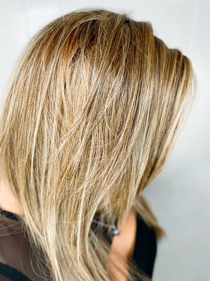 Maggie Seduction Blonde (Moderate wear) HS Standard Luxury Wig LW3-AC1