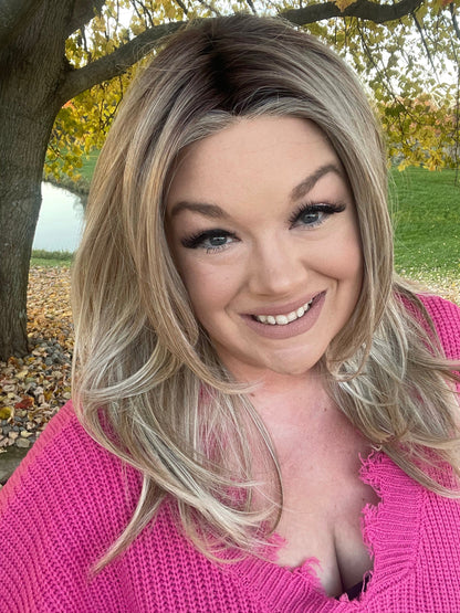 MARIAH SMOKING HOT BLONDE HS STANDARD LUXURY WIG LW3-AC1 	.