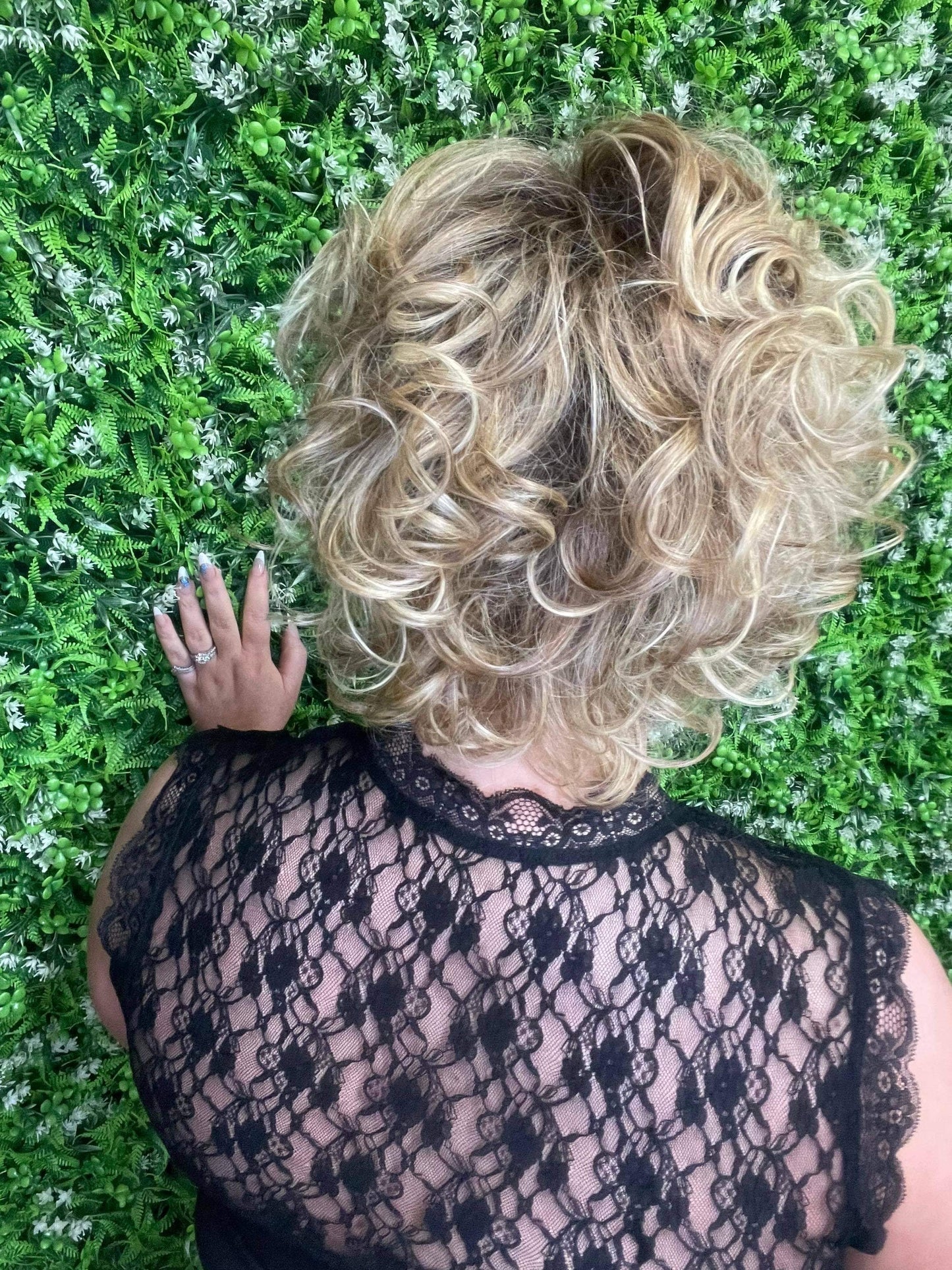 Velma Summer Blonde  HS PREMIUM LUXURY WIG *Sample A NOT RETURNABLE* LW3