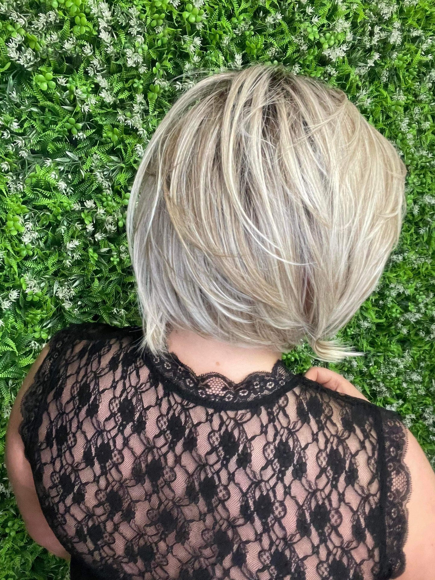 Veronica NR Smoking Hot Blonde HS Standard Luxury Wig LW3-AC1