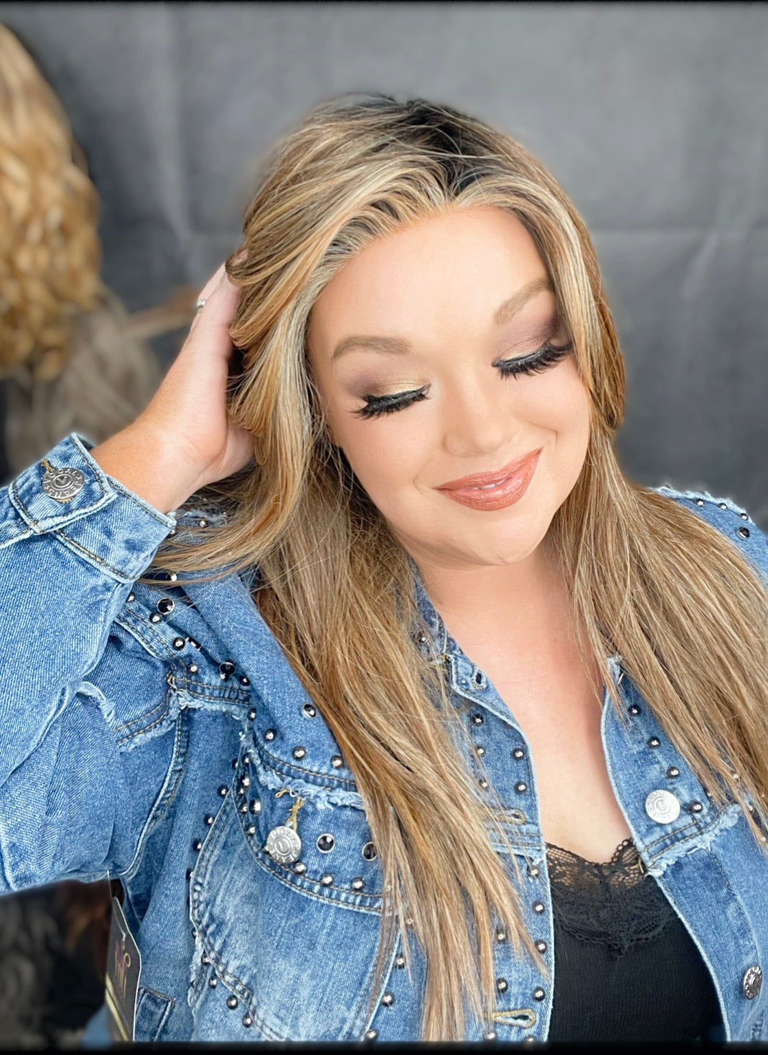 Maggie Mocha Swirl HS Standard Luxury Wig LW3-AC1