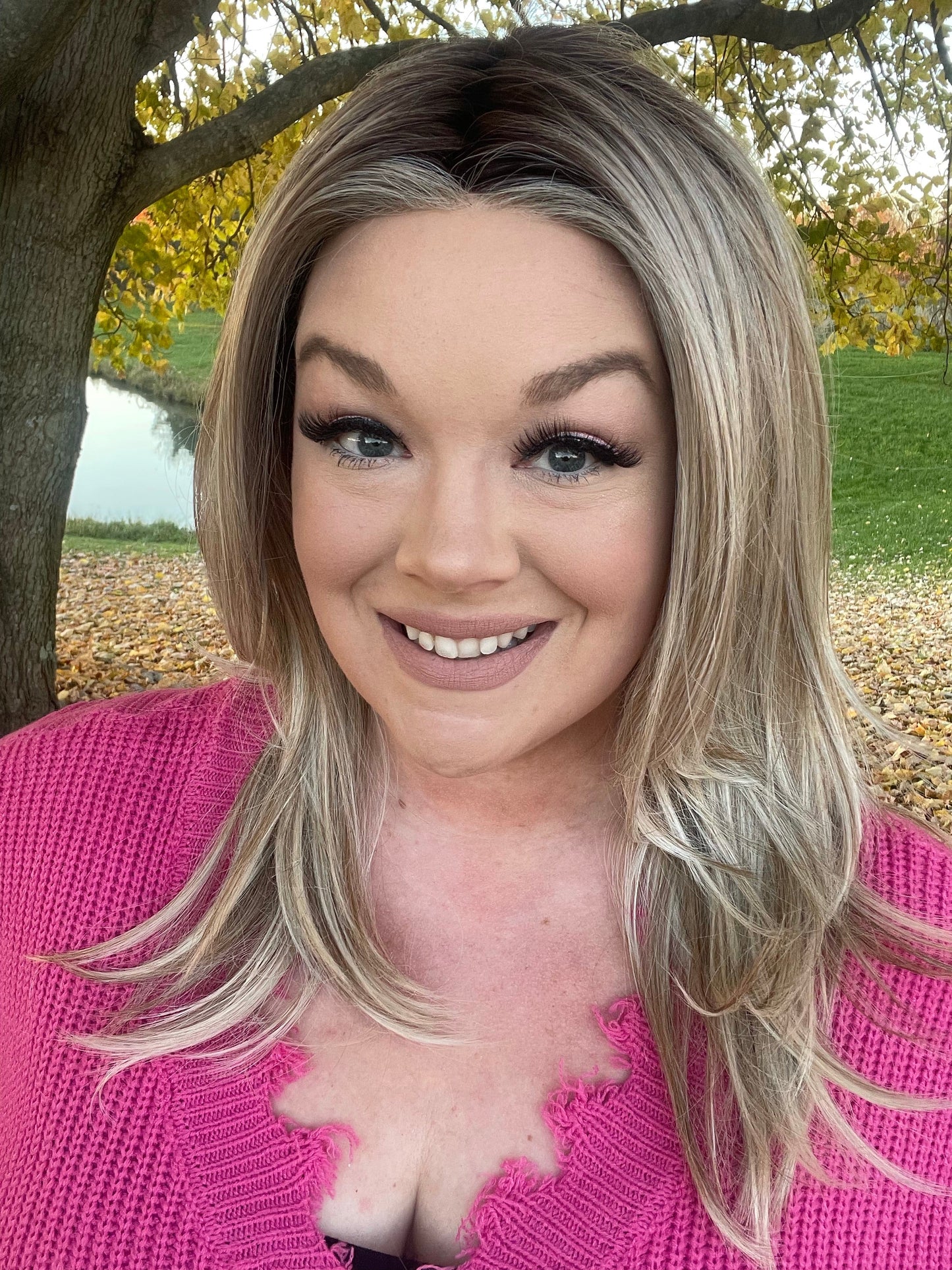 MARIAH SMOKING HOT BLONDE HS STANDARD LUXURY WIG LW3-AC1 	.