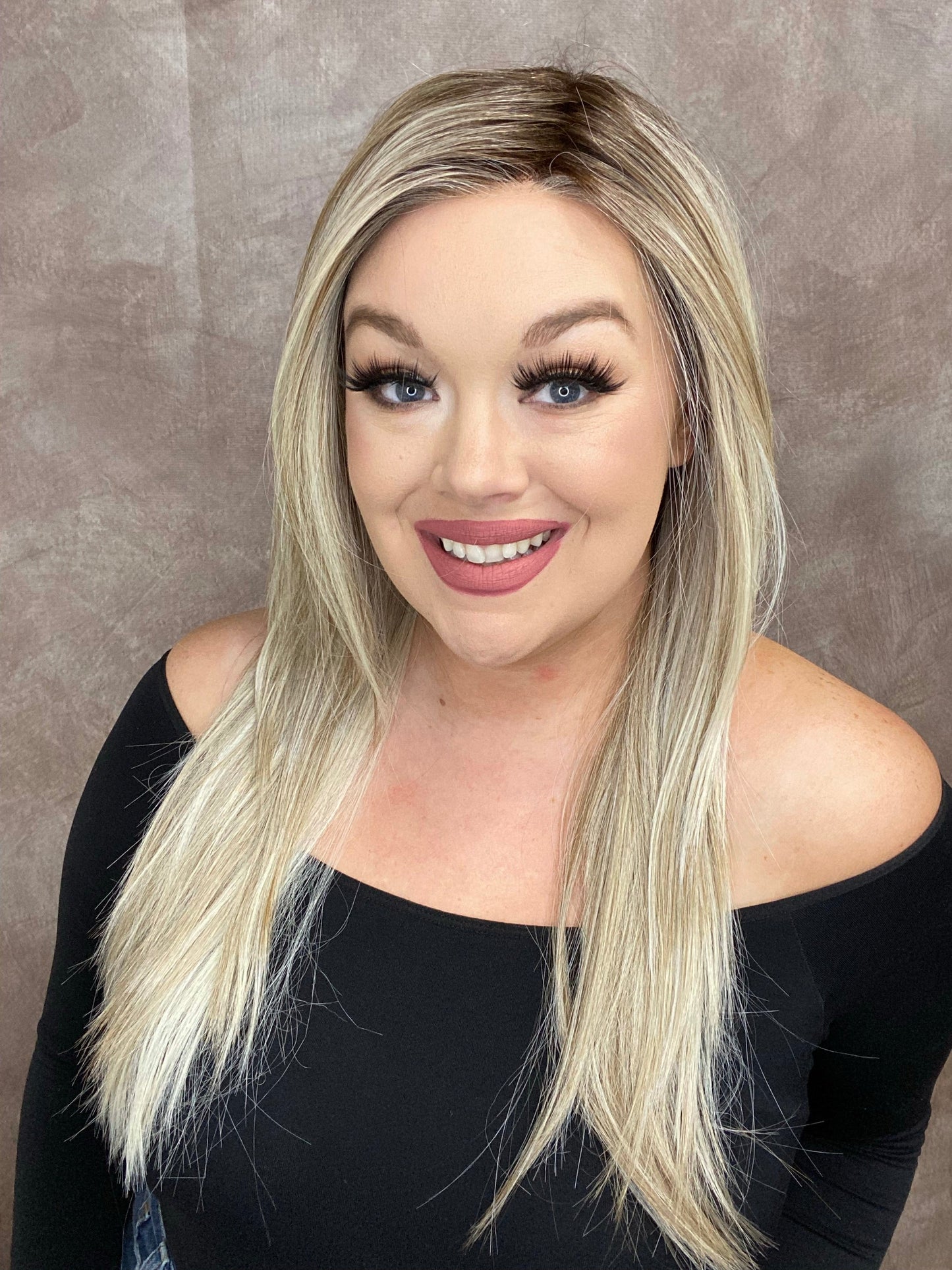 Maggie Smoking Hot Blonde HS Standard Luxury Wig LW3-AC1