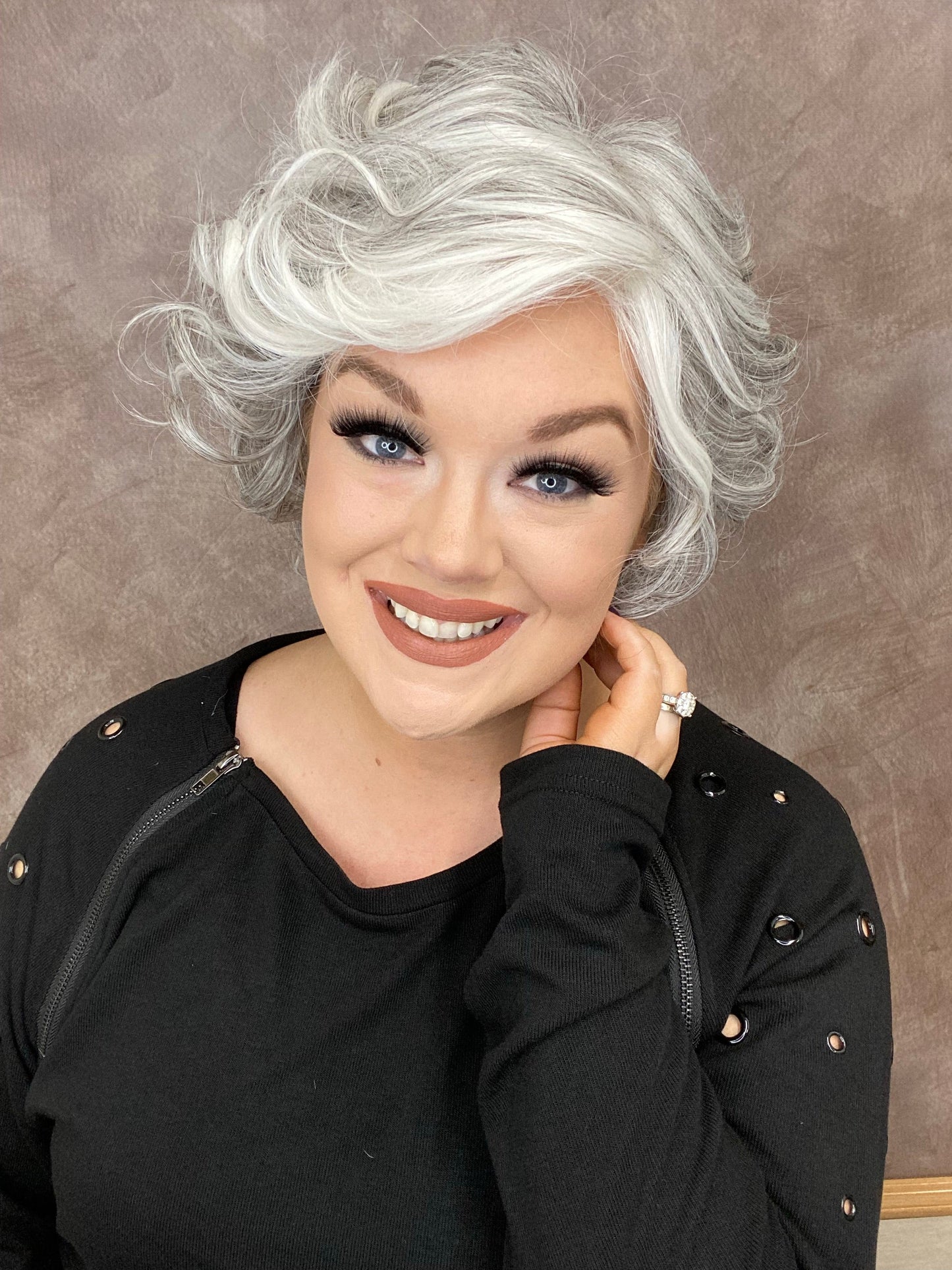 Velma Gradient Grey HS *Sample A NOT RETURNABLE*