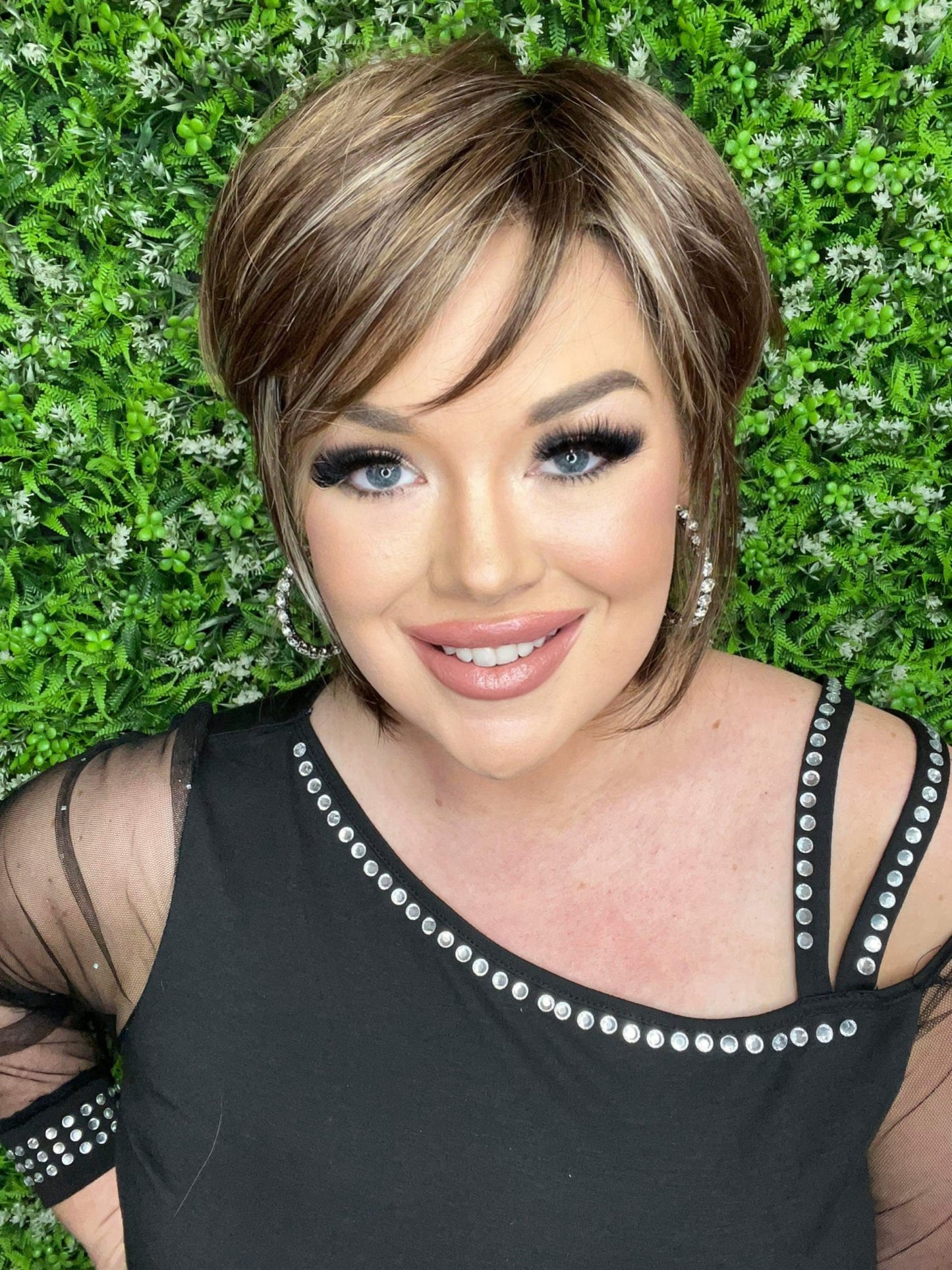 LOLA DARK AMBER NHS Premium Luxury Wig *Sample A NOT RETURNABLE* NV1