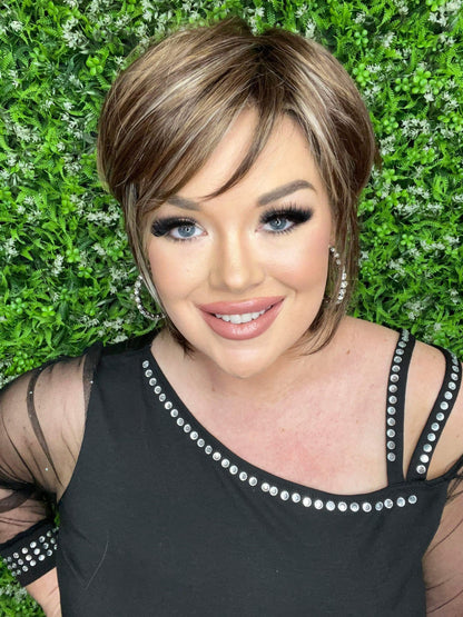 LOLA DARK AMBER NHS Premium Luxury Wig *Sample A NOT RETURNABLE* NV1