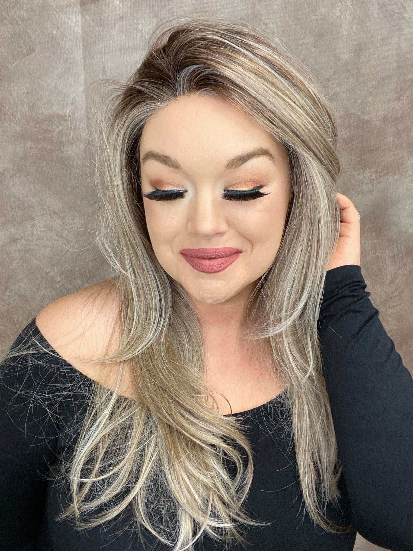 Henley Ash Blonde HS HT Standard Luxury Wig LW3-AC1