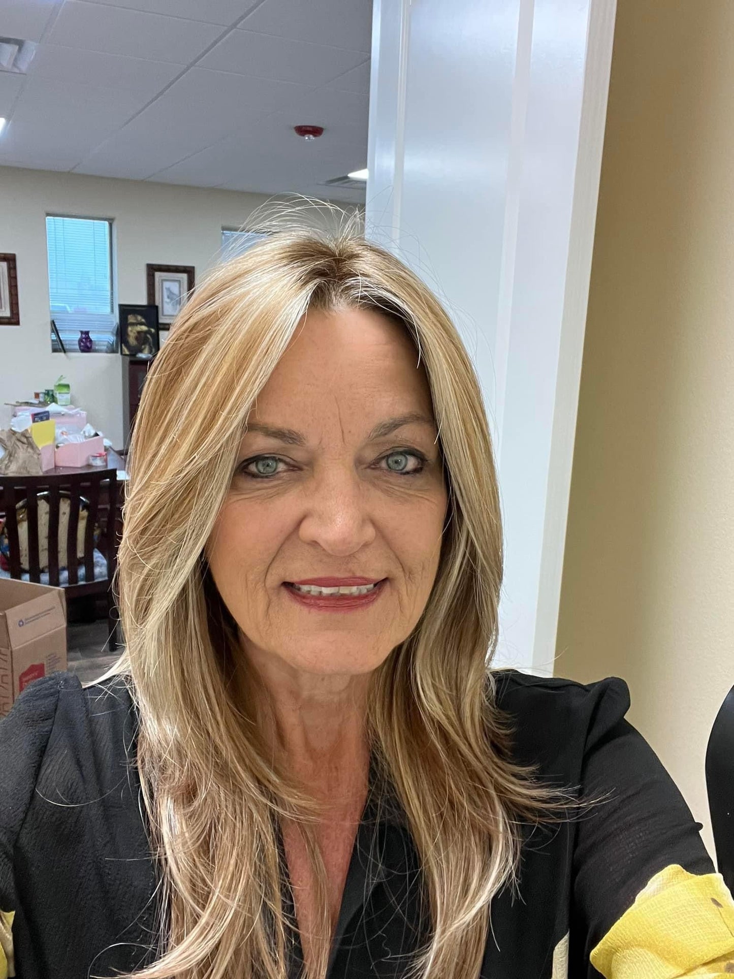 Blaze Mimosa NHS NWT Luxury Wig LW3 LF1